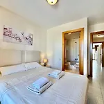 Clubrent - Edf Place, Planta 7, Primera Linea Apartman *